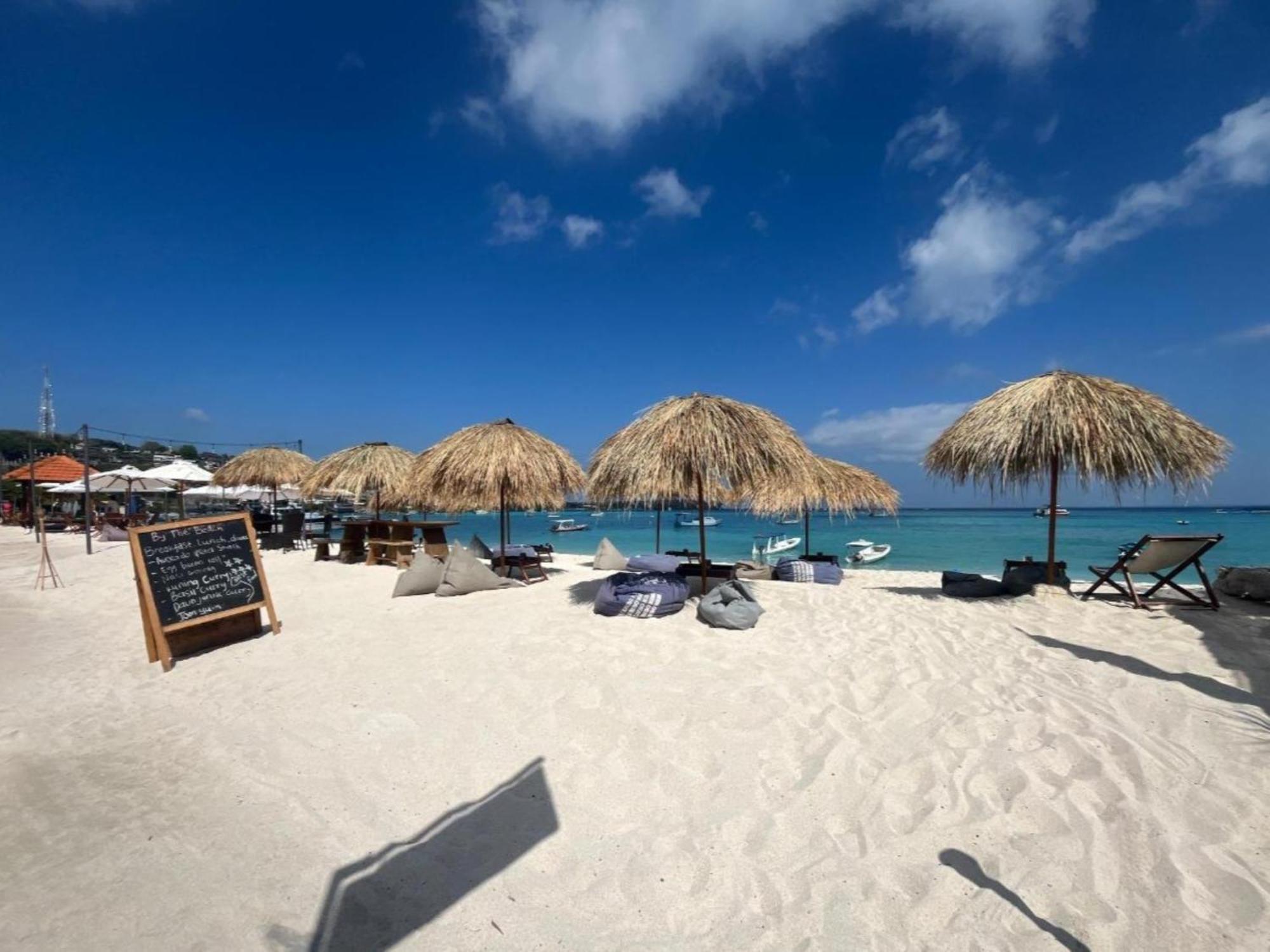 The Beach Huts Lembongan Exteriör bild